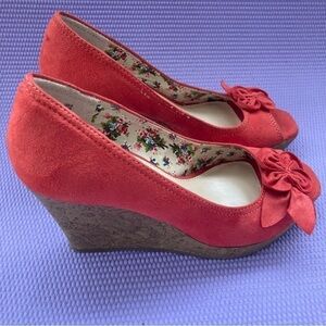 American Eagle Cork Wedge Shoes with Bow Peep Toe Slip On Red size  8m